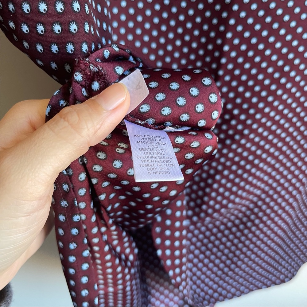 Loft Burgundy Patterned Short Sleeve Blouse - Picture 4 of 4